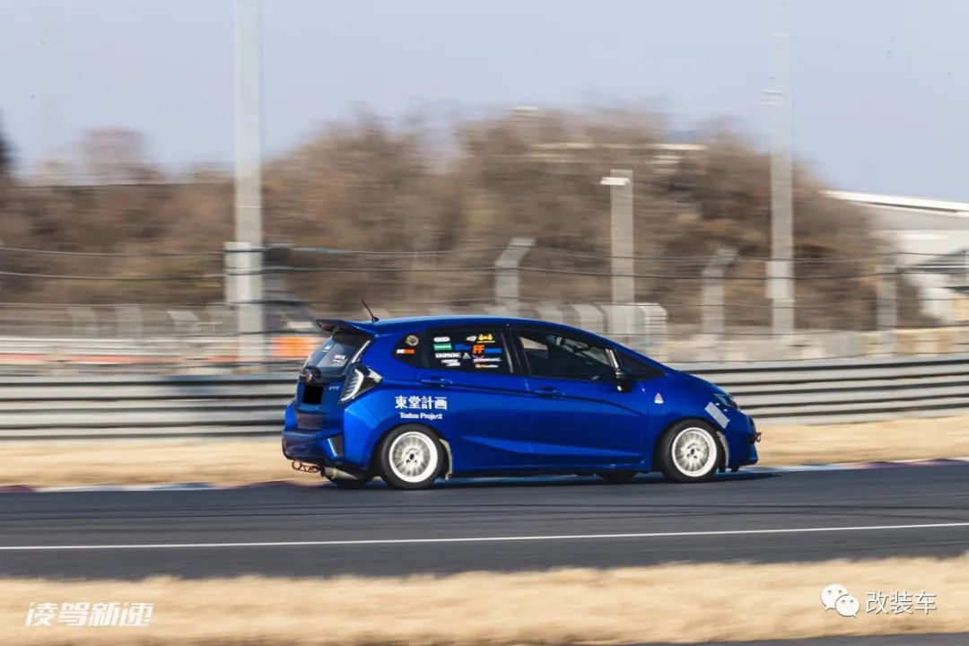 第四代全新飞度曾经的平民超跑gk5,18款本田飞度gk5舒适版改装