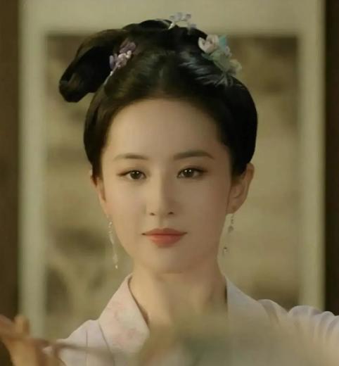 露额头发型会显得阳光,露额头显精神的发型