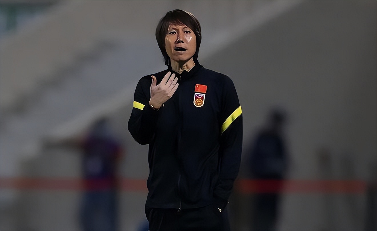 李铁案迎大结局?曝妻子龙菲花200万捞李铁,请律师进行无罪辩护