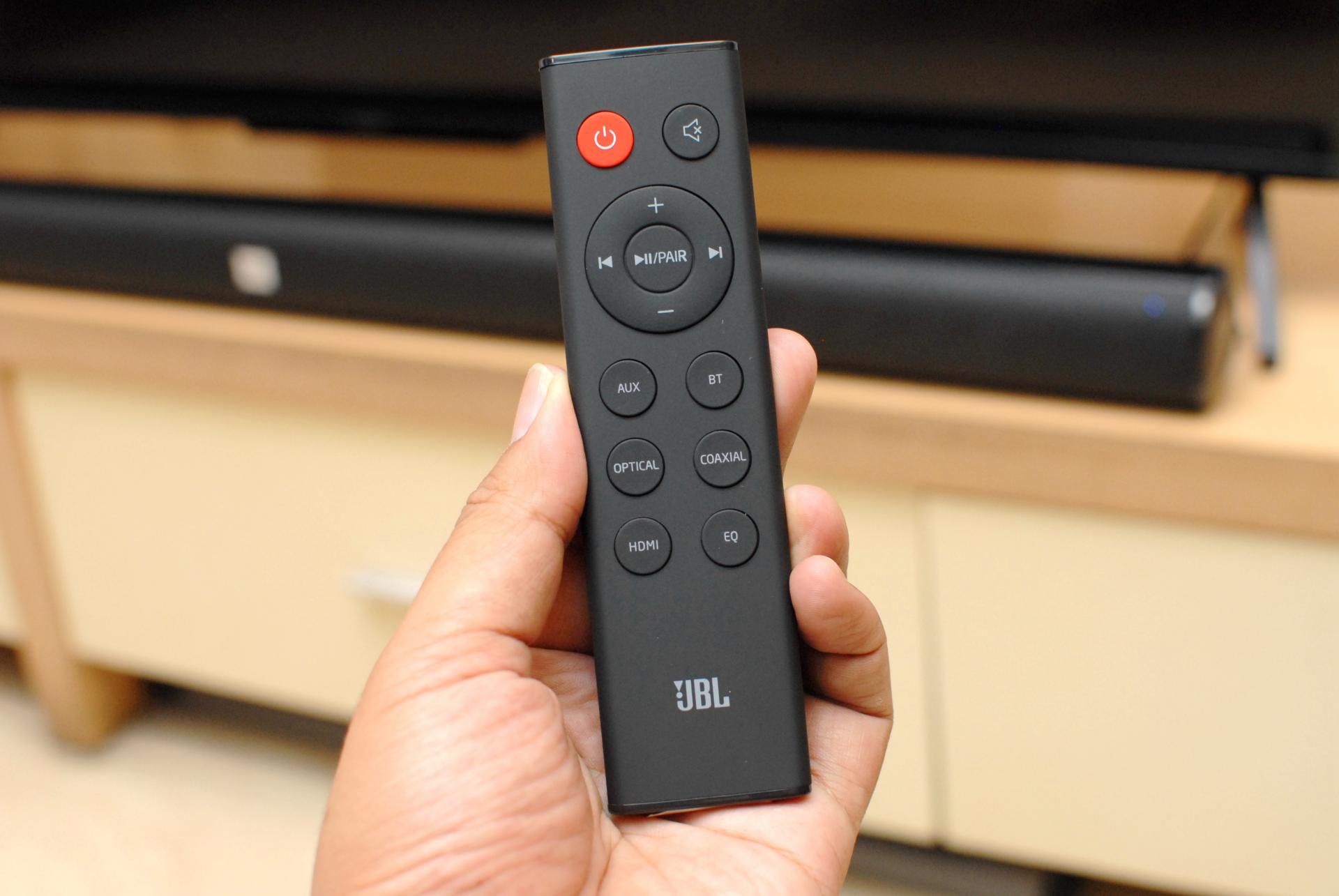 电视音质不好加个音箱,电视音响不行配回音壁