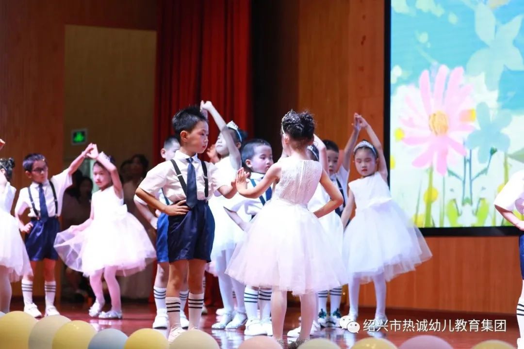 留夏时光，筑梦未来——热诚幼教集团2023届大班毕业典礼