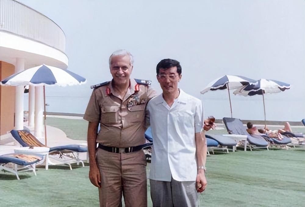 79年埃及购买中国50架歼6，竟嫌性能落后不愿给钱，穆巴拉克解围