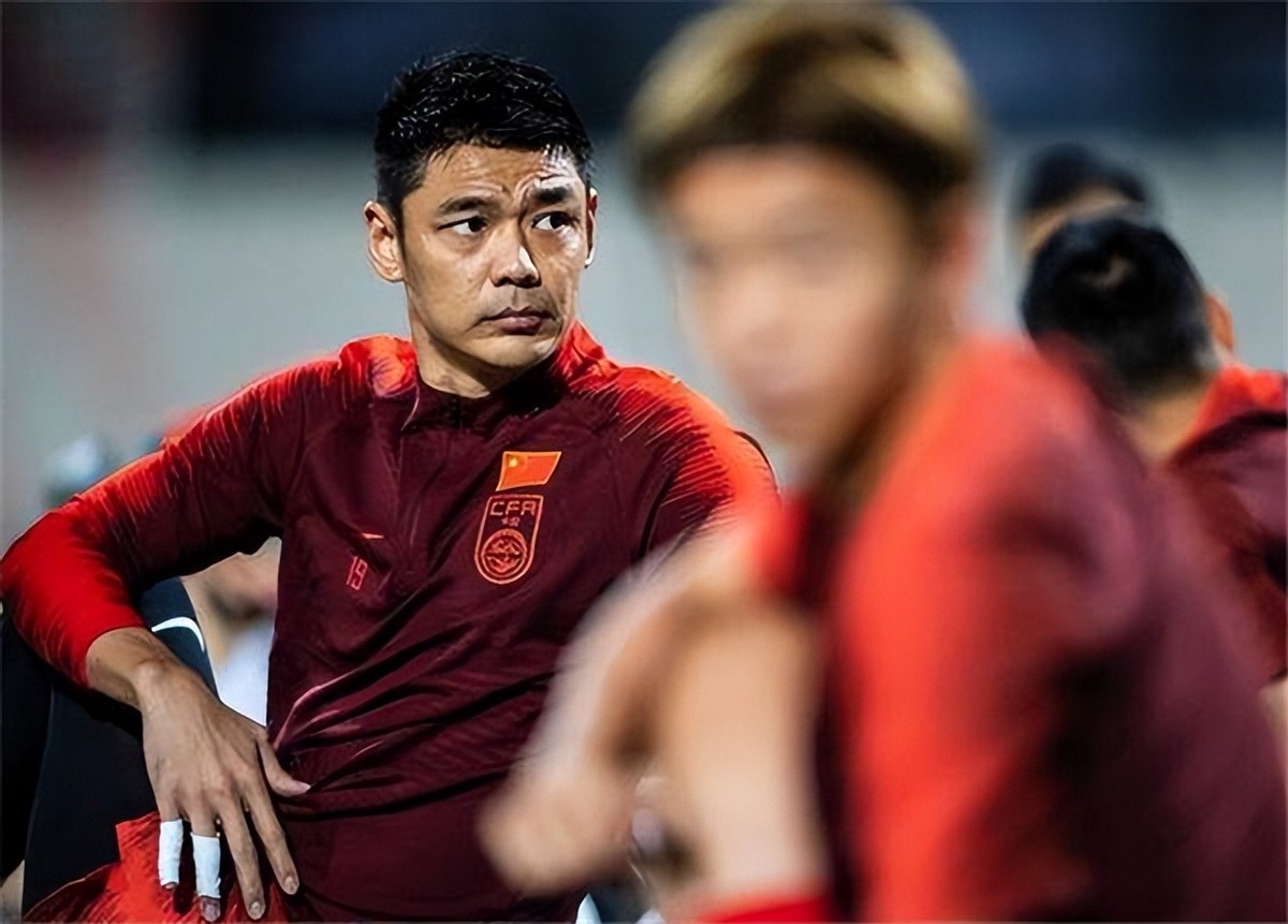 恒大门将曾诚国家队,恒大队长曾诚完整版