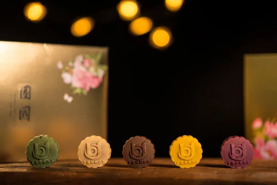 上海高校月饼新鲜出炉,上海哪个大学月饼最好吃