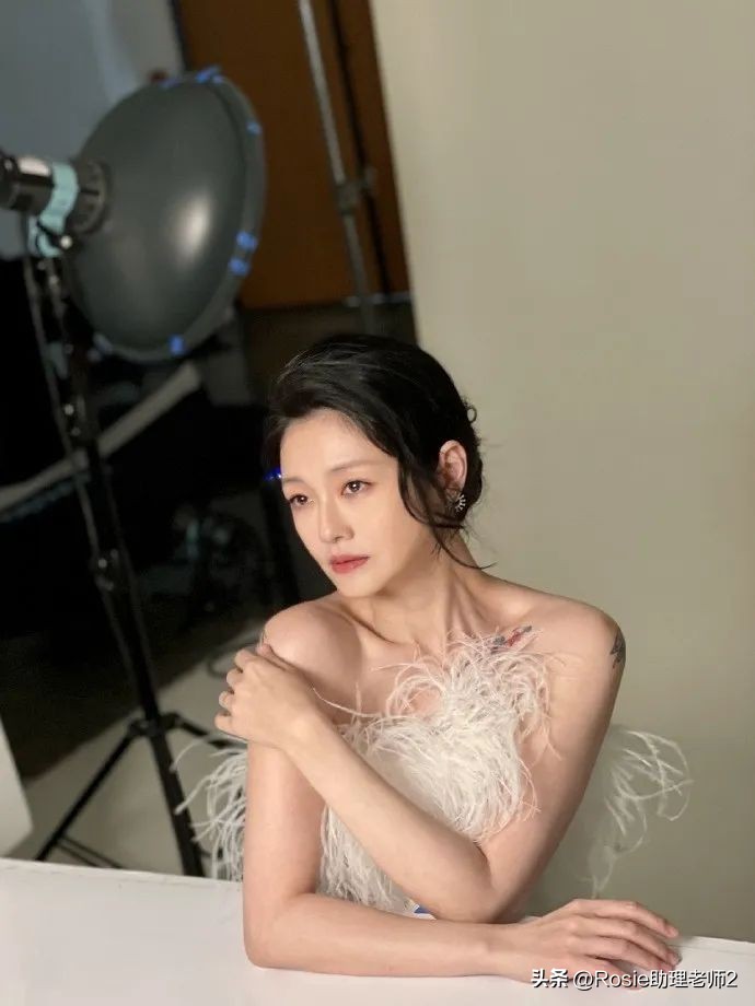 40岁大s减肥成功案例,43岁大s回归暴瘦