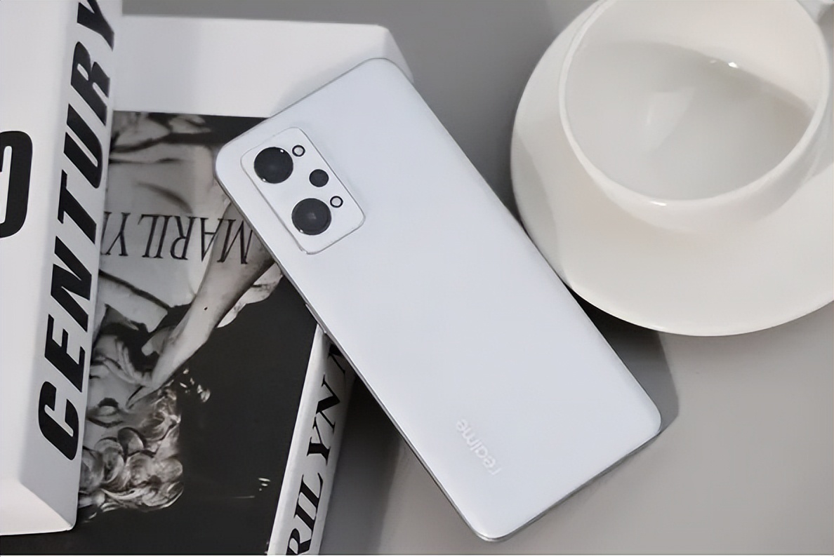 目前这4款千元机最值得买,2018下半年性价比最高的千元机