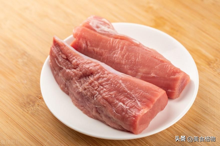 买猪肉怎么挑选老和嫩 (购买猪肉时如何挑选)