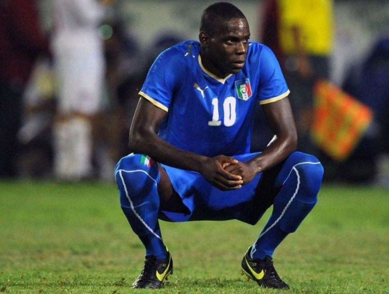 巴洛特利与梅西有没有比赛过,巴洛特利对梅西