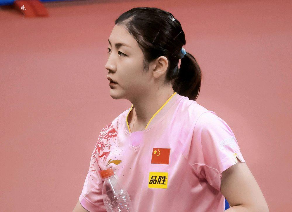 成都世乒赛王曼昱孙颖莎陈梦采访,世乒赛陈梦对阵孙颖莎谁能夺冠呢