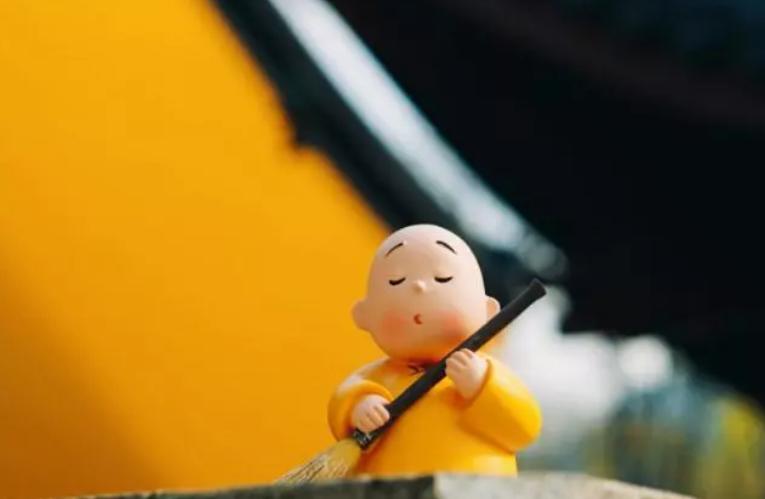 一个人手里应该有多少钱,一个人手上有多少钱