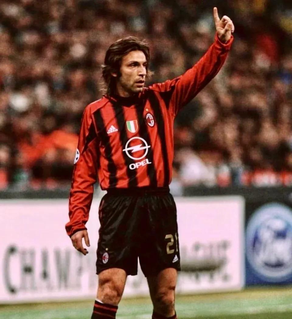 足坛十大中场大师,足坛第一后腰中场大师