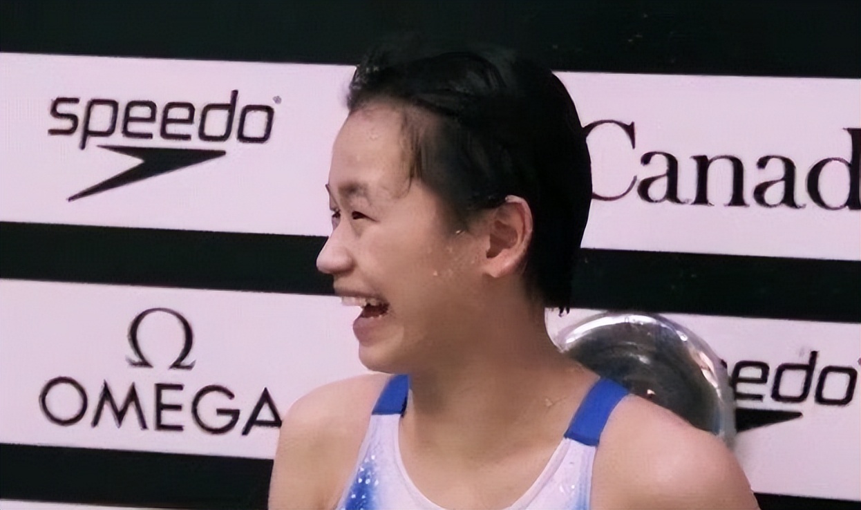 李娜领奖视频,李娜颁奖打脸视频