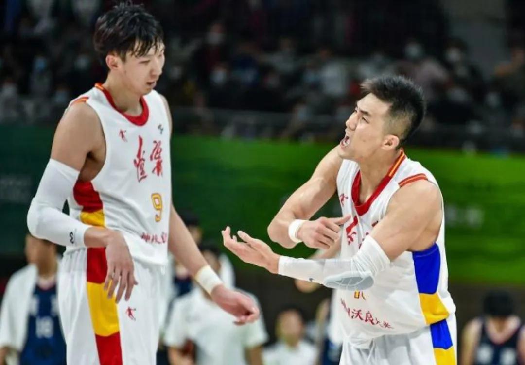 曝cba多队争抢周琦,cba报道周琦下赛季回归辽宁本钢队