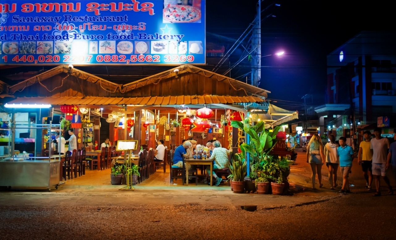在老挝怎么请美女导游,去老挝旅游怎么找当地导游