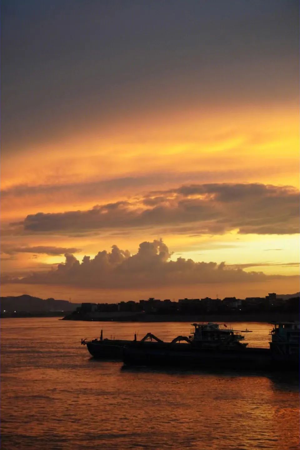 回到小县城朝九晚五,回归朝九晚五的生活