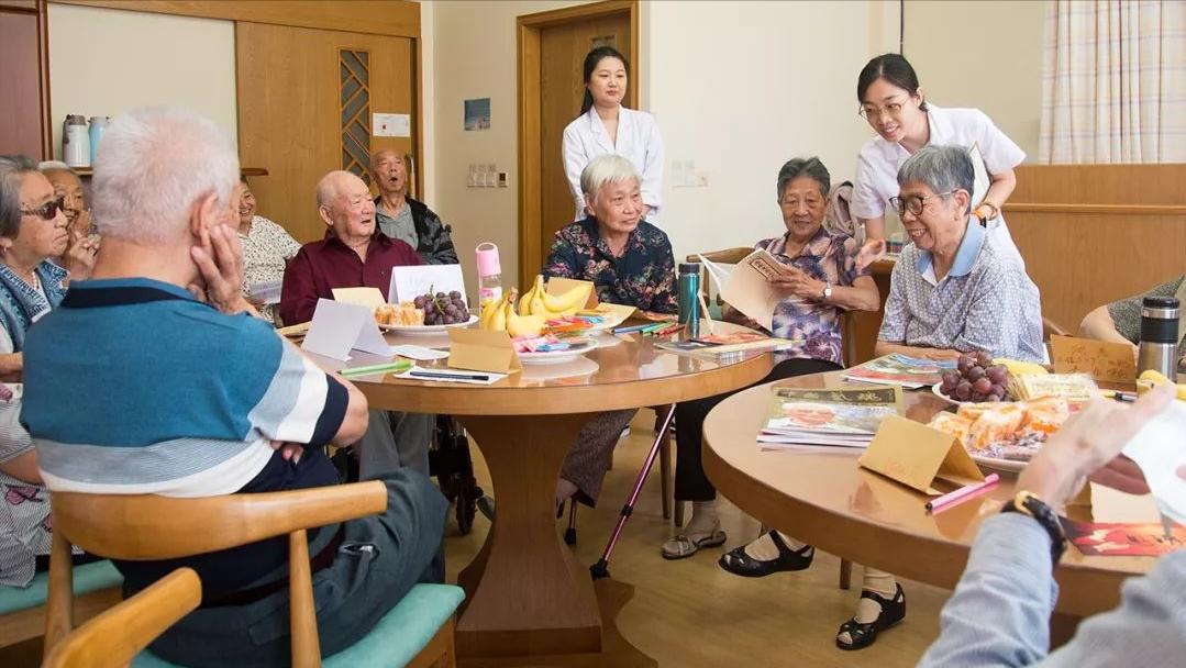 存款养老和交社保养老哪个划算,灵活就业人员买社保还是存款养老