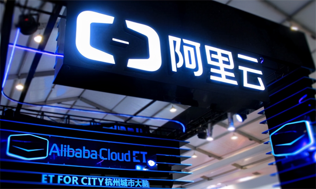 阿里的电商体量不可撼动,阿里国内电商营收占比