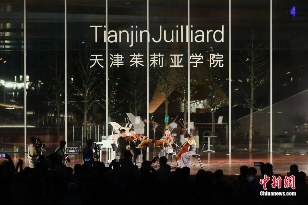 天津是不是一生都要去一次,在天津总要去趟天津之眼吧