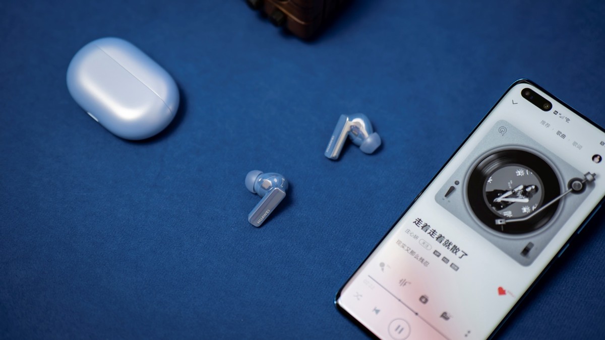 双11买高端TWS耳机不纠结华为FreeBudsPro2静谧通话太香果断入手