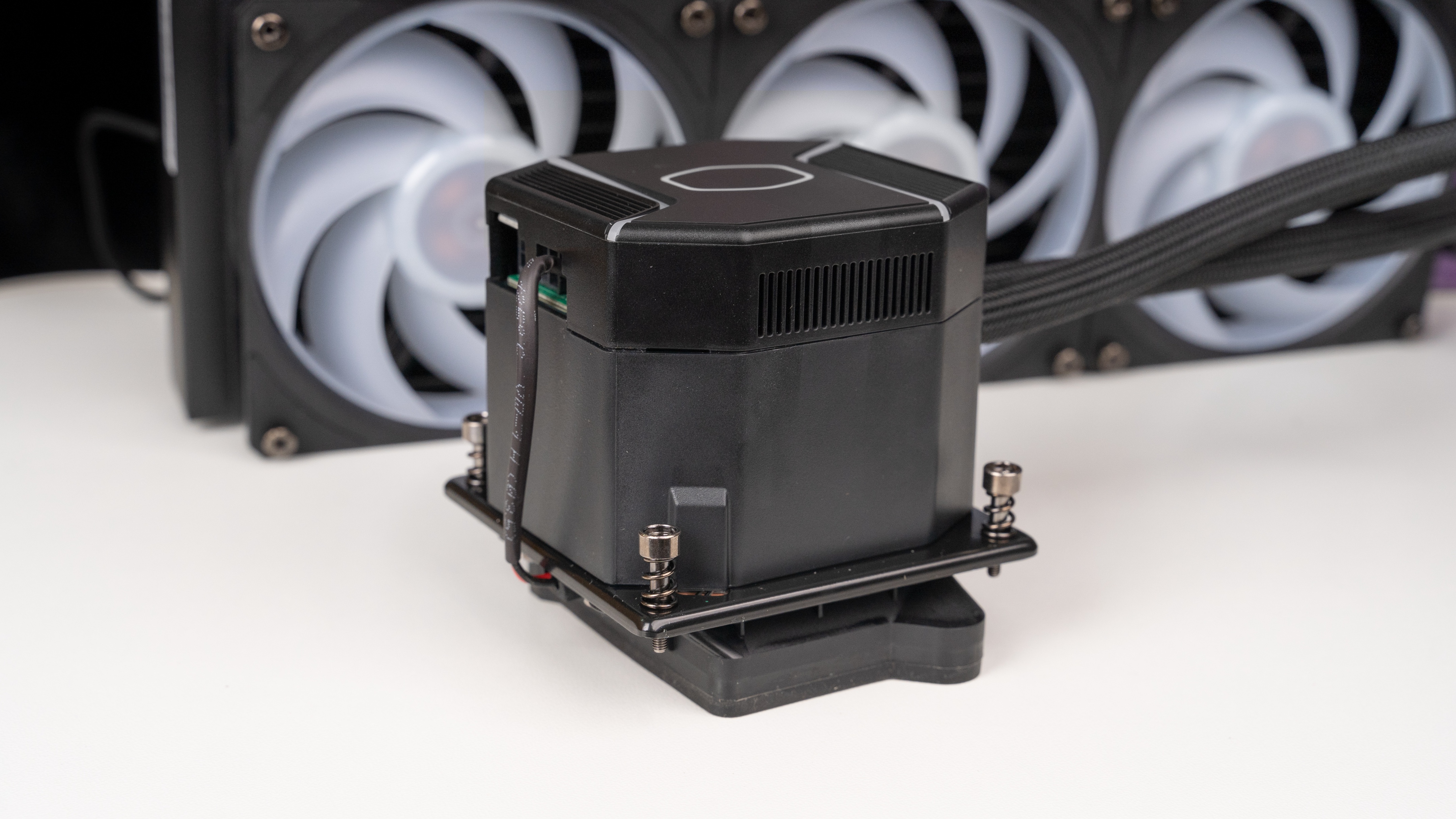 酷冷至尊黑武士散热器测评,酷冷至尊ml360散热器