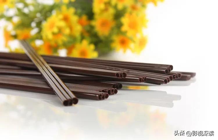 全网痛批肯德基咖啡吸管事件,肯德基被骂热搜