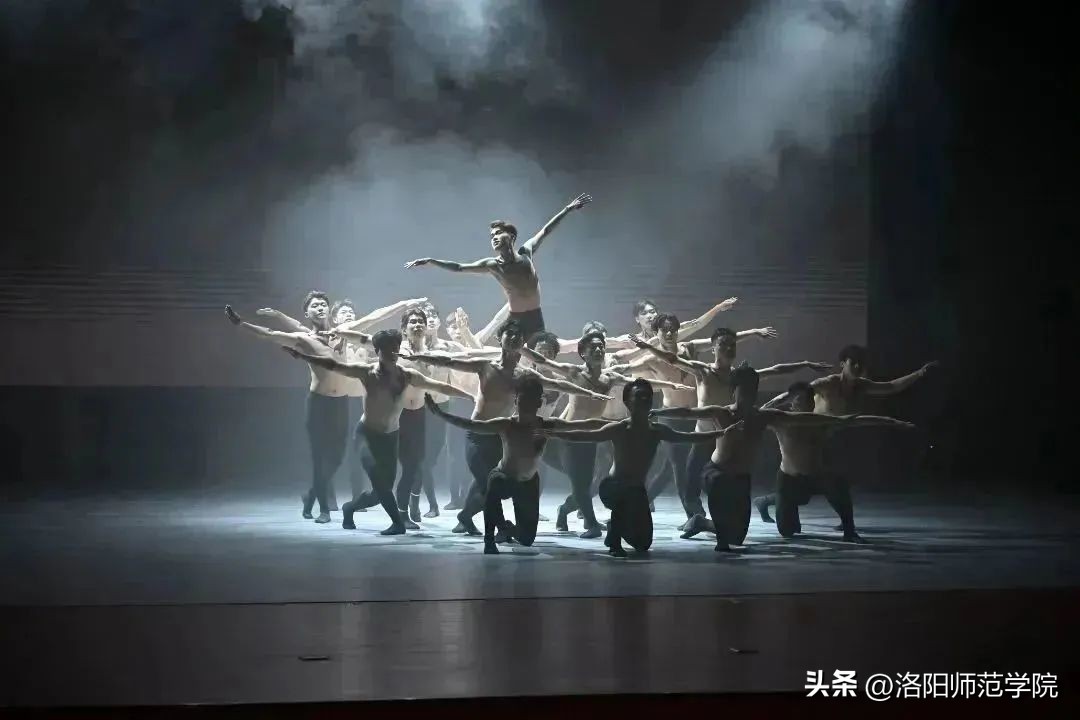 超燃回顾！“强国有我新征程奋斗追梦致远行”洛阳师范学院2023届毕业晚会！