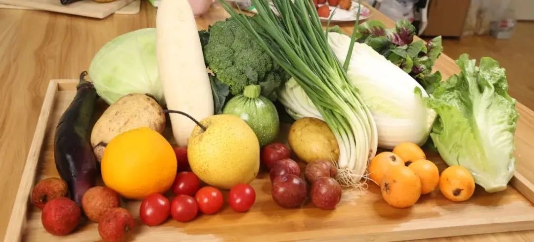 脸部总是干燥起皮怎么办,脸部干燥爆皮用什么修复