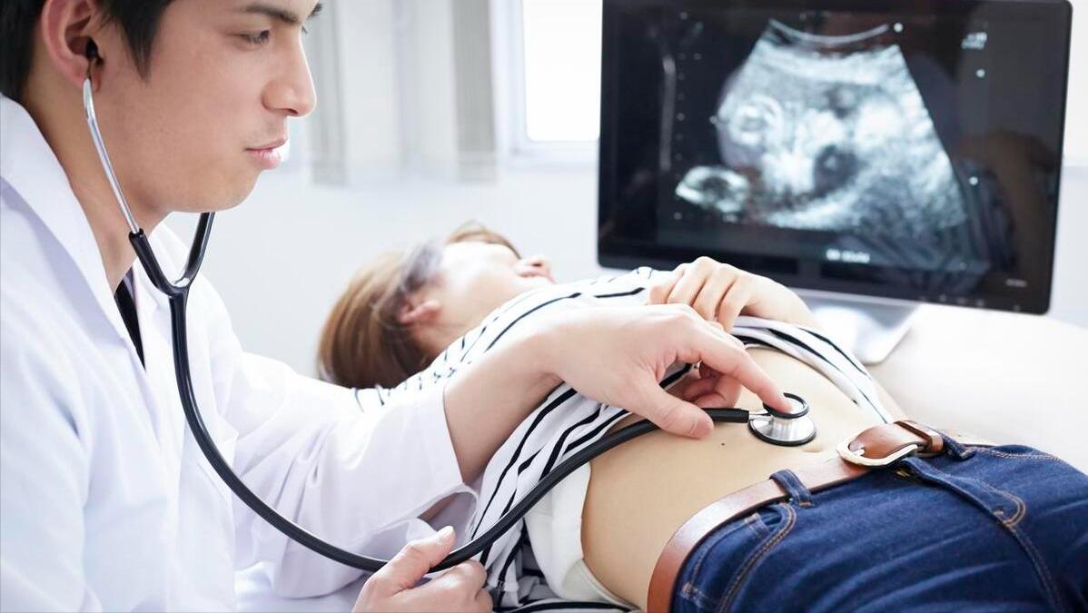 同房后酿成的悲剧：黄体破裂，“夫妻生活”不是打仗，别过火了