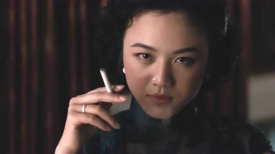 《色·戒》，在爱情中反思战争的残酷性，混乱的年代如何展示情感