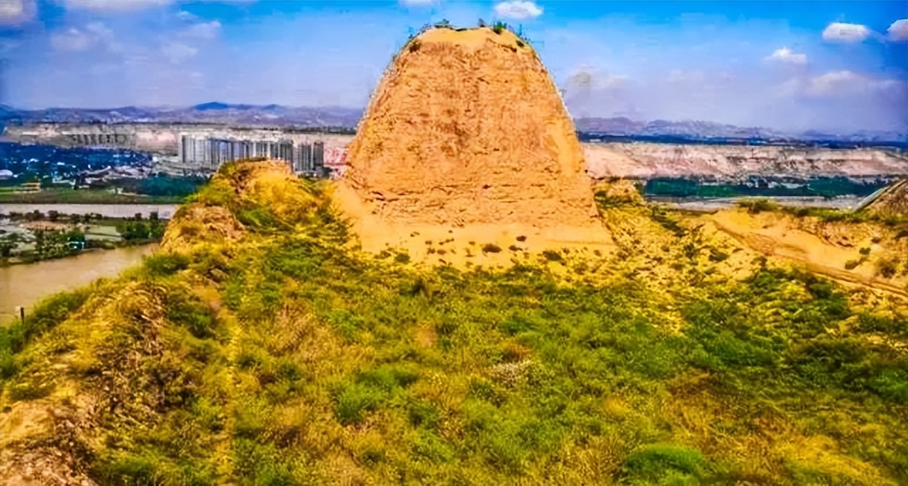 兰永三河口悉地塬野生态农林公园,坐在山头看风景