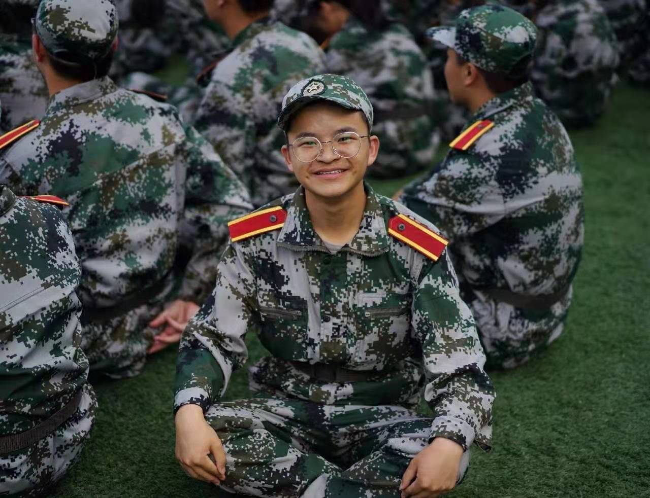 小英雄林浩救人的故事,林浩抗震救灾小英雄坐过牢吗