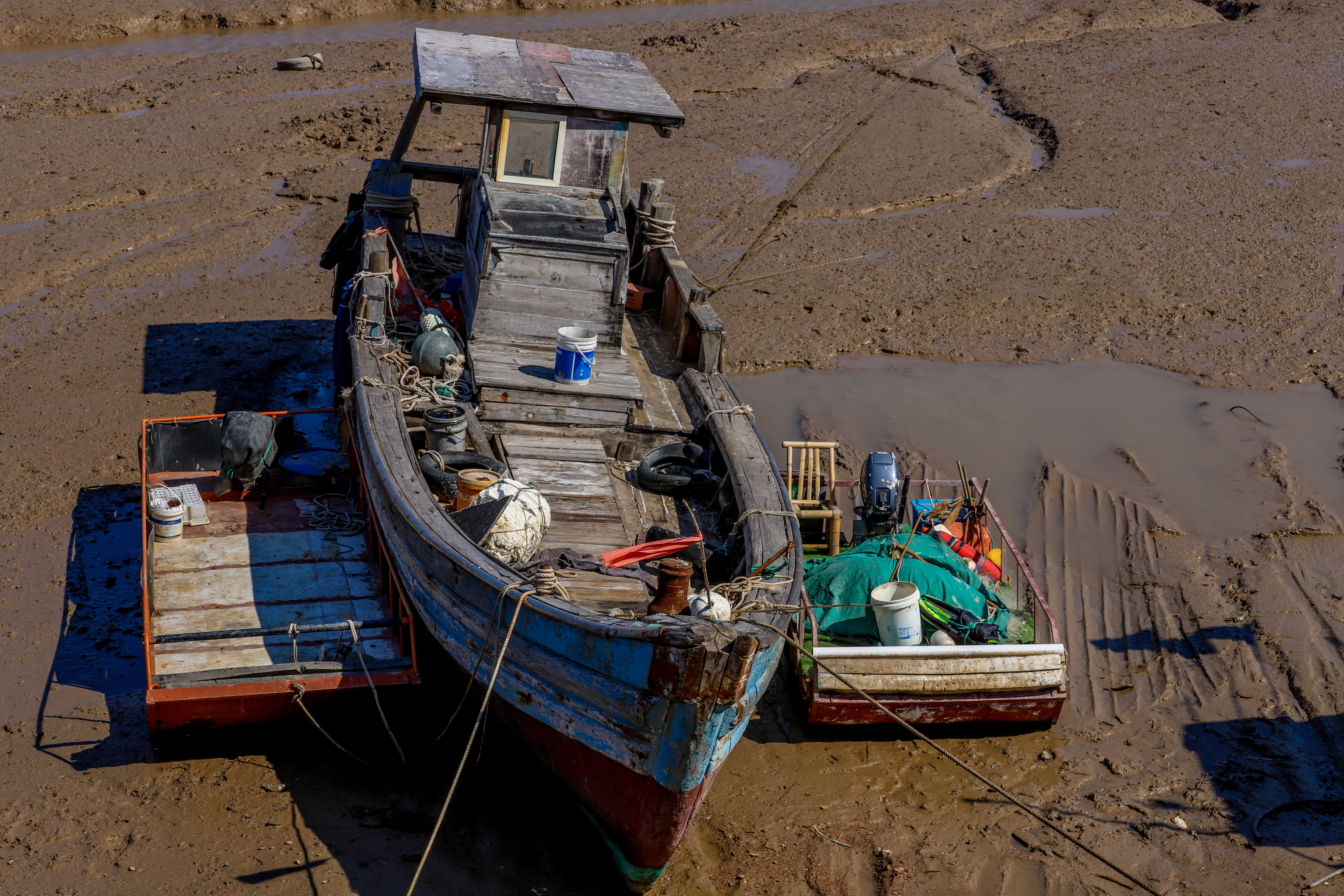 洱海石洞拍照,洞头小洱海天空之镜