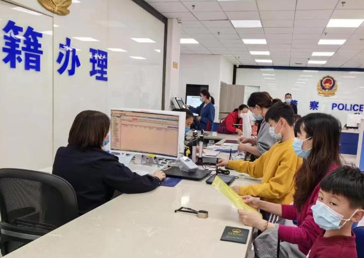 身份证尾号“Ⅹ”不读“叉”，也不读“埃克丝”，正确读法是什么