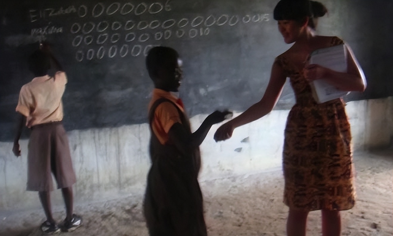 23岁放弃200万年薪25岁创业,23岁成功放弃百亿家产