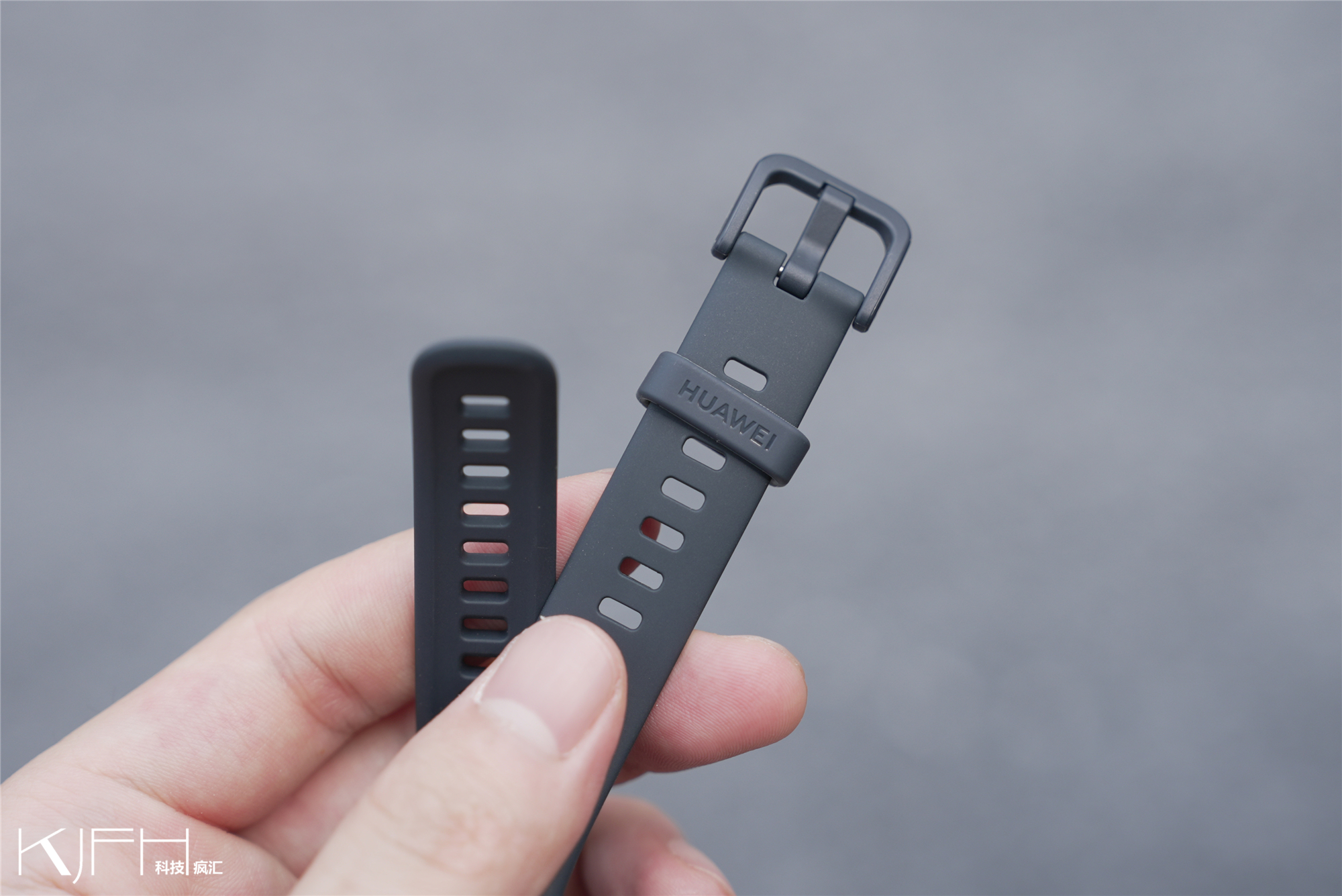 华为手环8续航时间实测,华为手环8pro和红米手表3