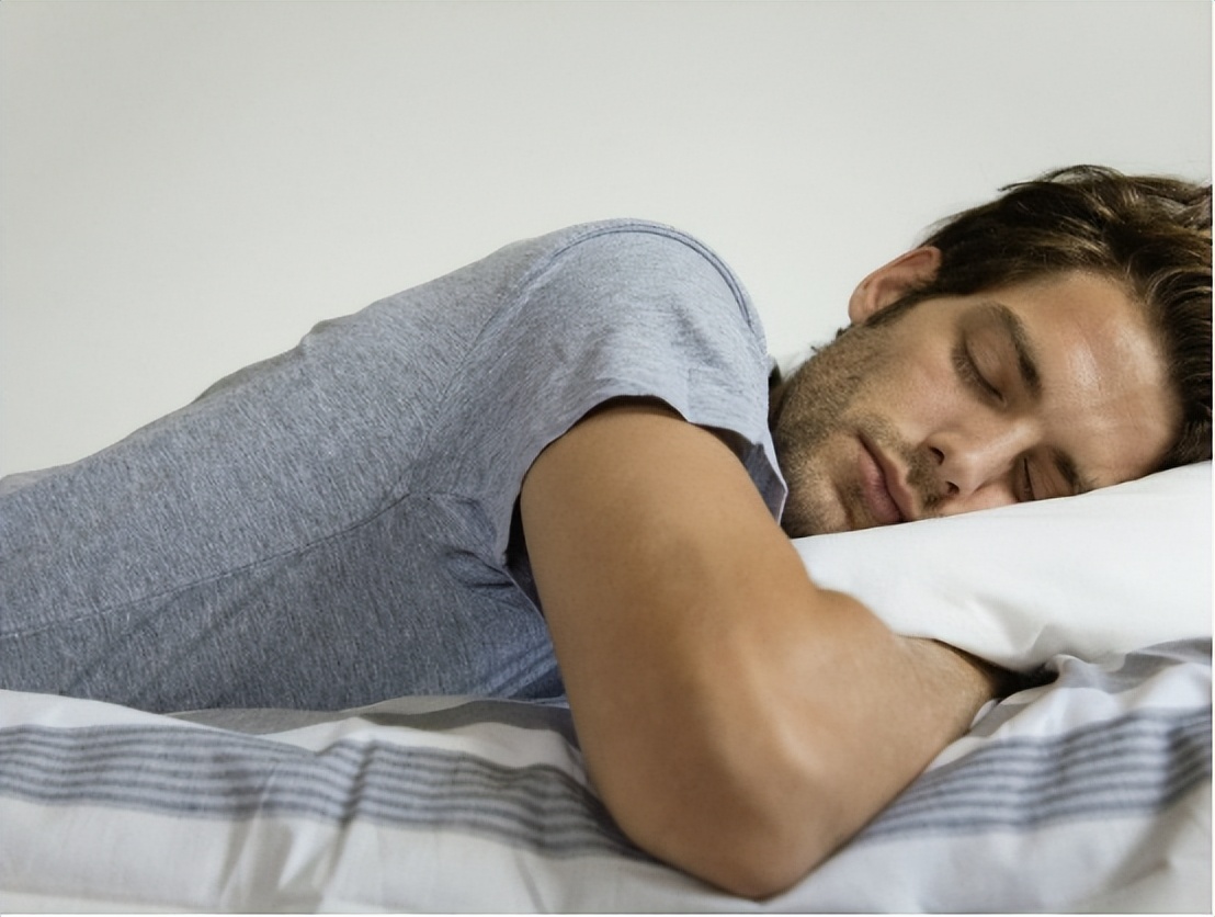 睡觉打鼾怎么快速解决按穴位,打鼾怎么止鼾