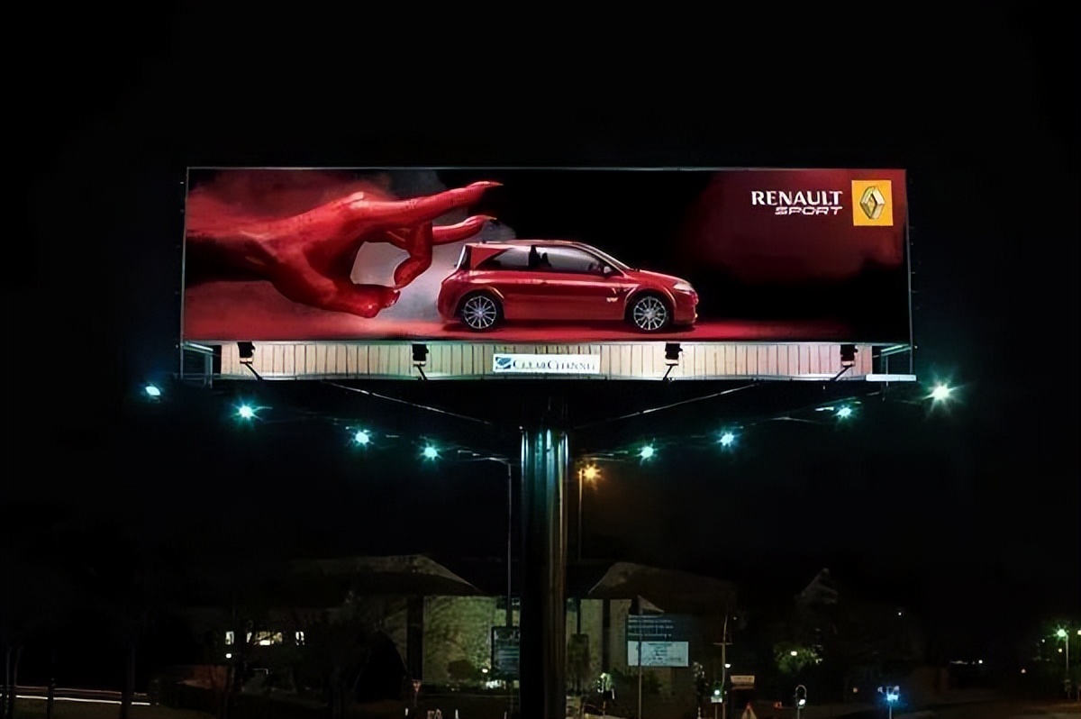 保时捷等车企持续加大预算投放户外广告,避陷低价深坑!