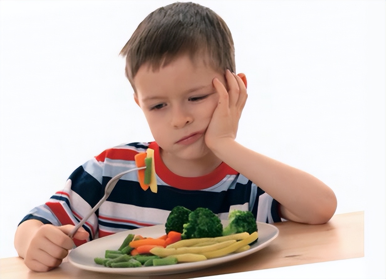 注意力不能集中老是犯困反应慢,孩子吃饭慢注意力不集中怎么办呢