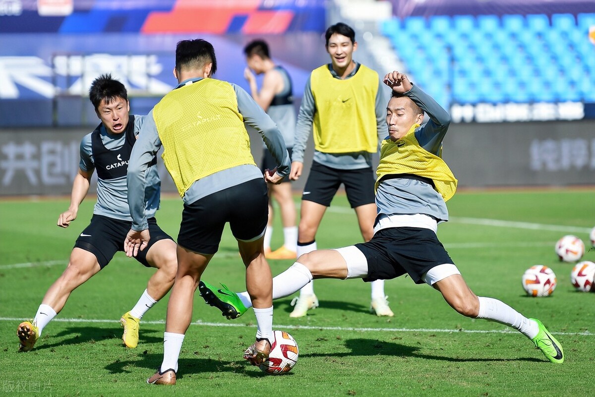 中超积分榜上海海港逆转取胜天津,中超积分榜上海上港哪场输了