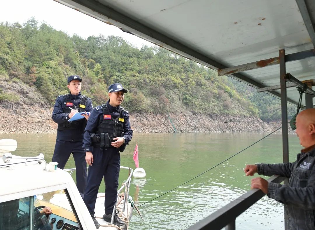 警方快速破获入室盗窃案,侦勘同步5小时破获入室盗窃案