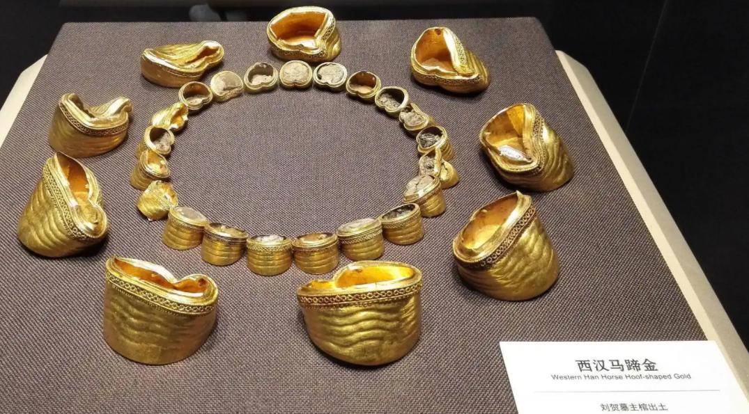 中国黄金今日金价铂金价格查询,各品牌黄金金价查询表