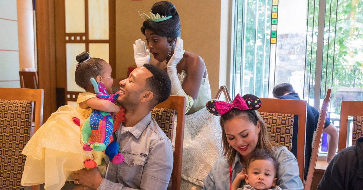 废弃迪士尼乐园吓人的照片,迪士尼乐园合拍照片