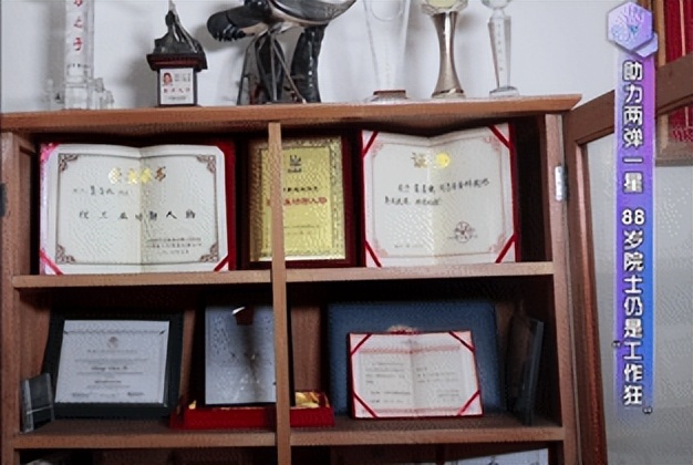 睡前做哪几个动作会睡得更香,睡前两个动作让你安睡一整晚