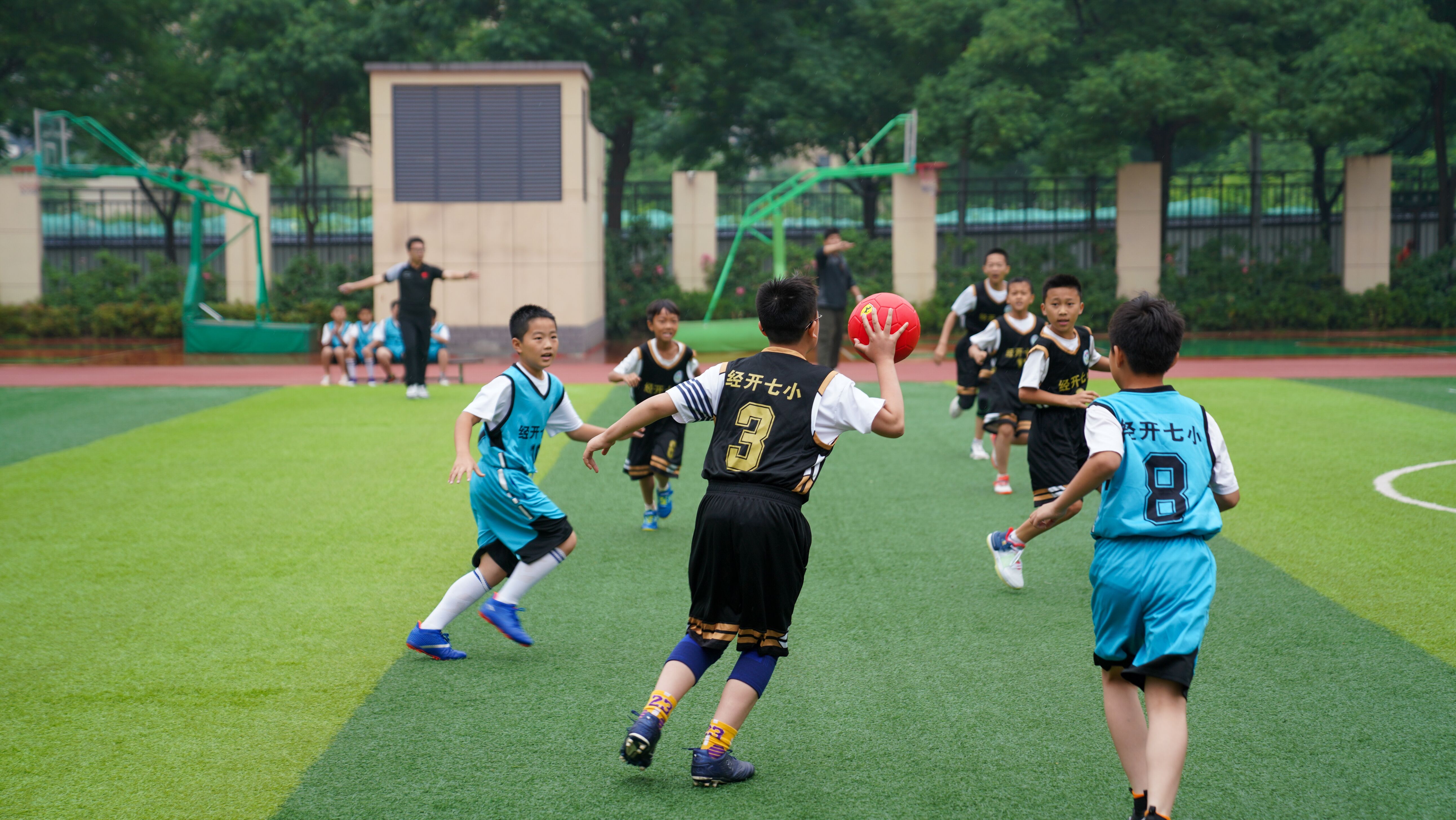 传承红色体育精神凝聚奋进力量|红色体育特色项目活动走进西安经开第七小学