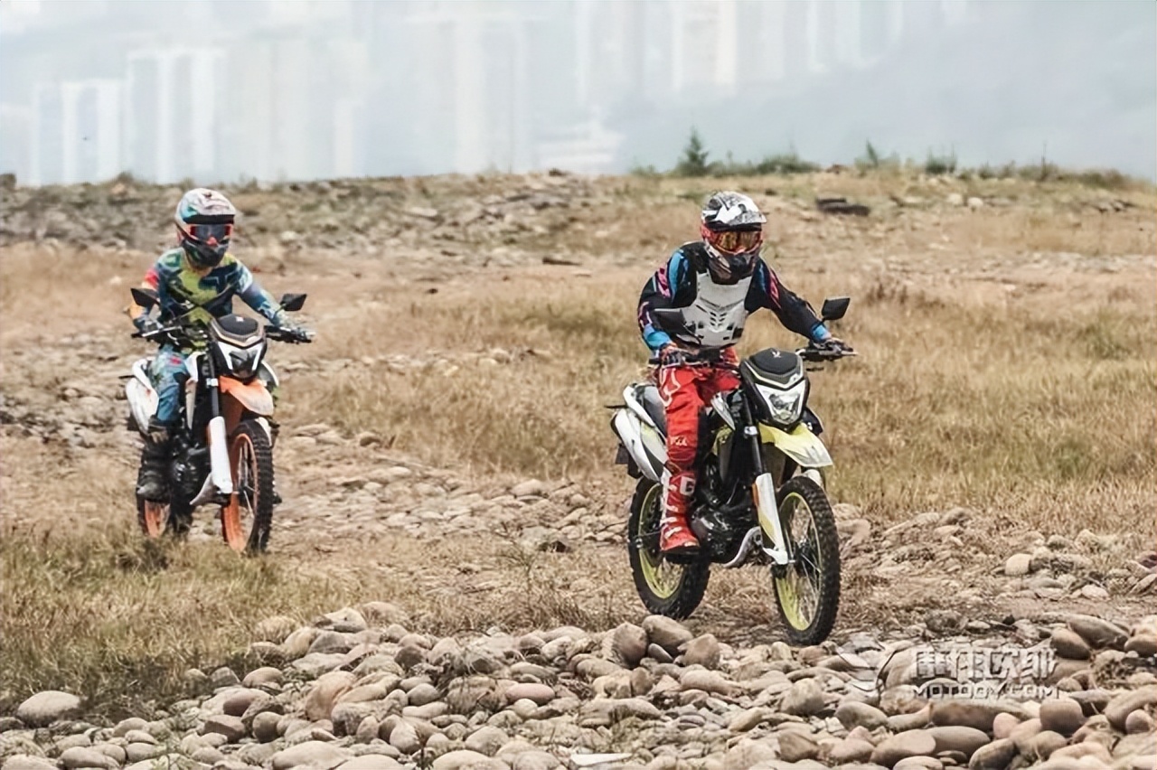 宗申飞狐改前减震,宗申沙漠飞狐200越野测试