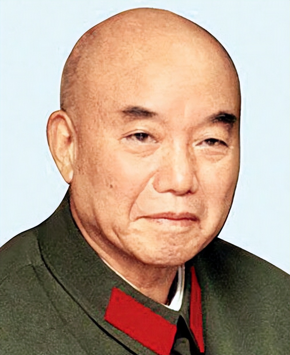 八路军6个师长只有他没成为元帅，晚年担任副主席，儿子是将军