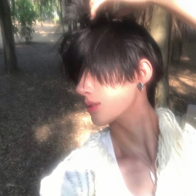 男生头像极简主义有深度,远离世俗的个性男生头像