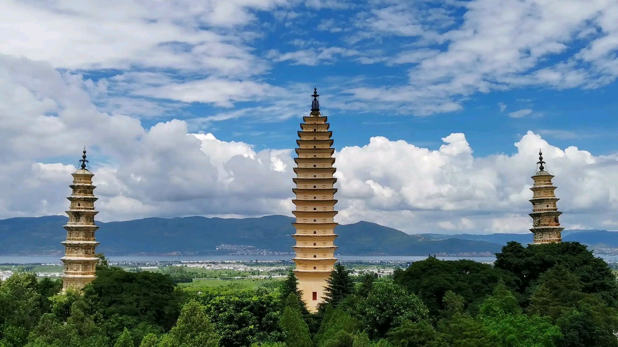 云南全部5a级旅游景点有哪些,云南拟新增10个国家4a级旅游景区