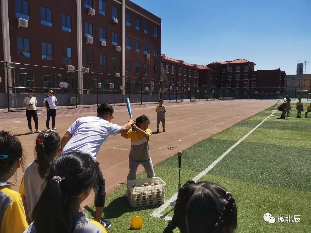 鍙堜紶鎹锋姤,鍙堜紶鍠滆