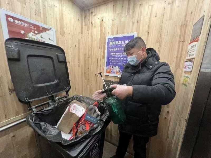 共克时艰！鄞州接连上演“药的接力赛”！那些邻里守望、双向奔赴的温暖瞬间感动你我